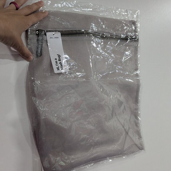 BNWT Shapermint Meshin' Around Wash Bag Grey - Picture 2 of 4